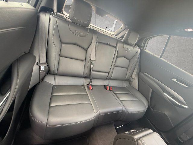 Used 2025 Cadillac XT4 Premium Luxury FWD image 22