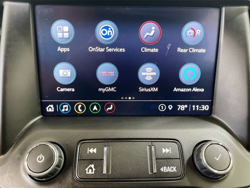 Used 2022 GMC Acadia AT4 w/ Technology Package image 15