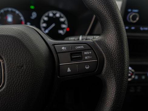 Used 2025 Honda CR-V EX image 26