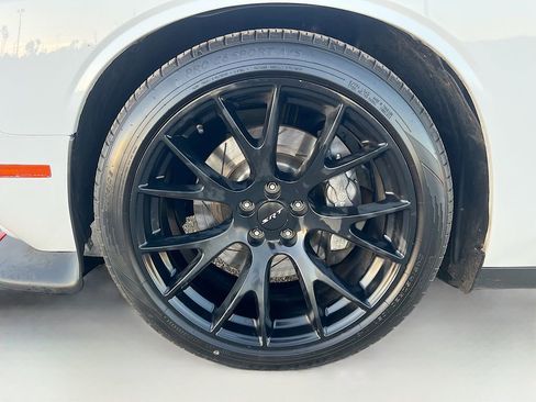 Used 2022 Dodge Challenger R/T Scat Pack w/ Driver Convenience Group RWD image 30