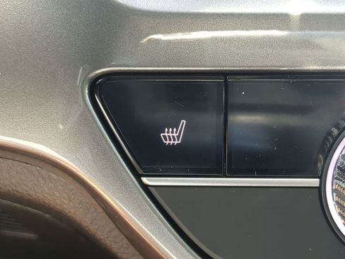 New 2025 Acura Integra Base image 24