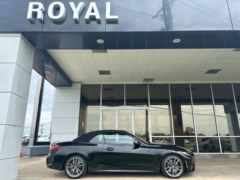 Used 2024 BMW M440i Convertible w/ Premium Package RWD image 1