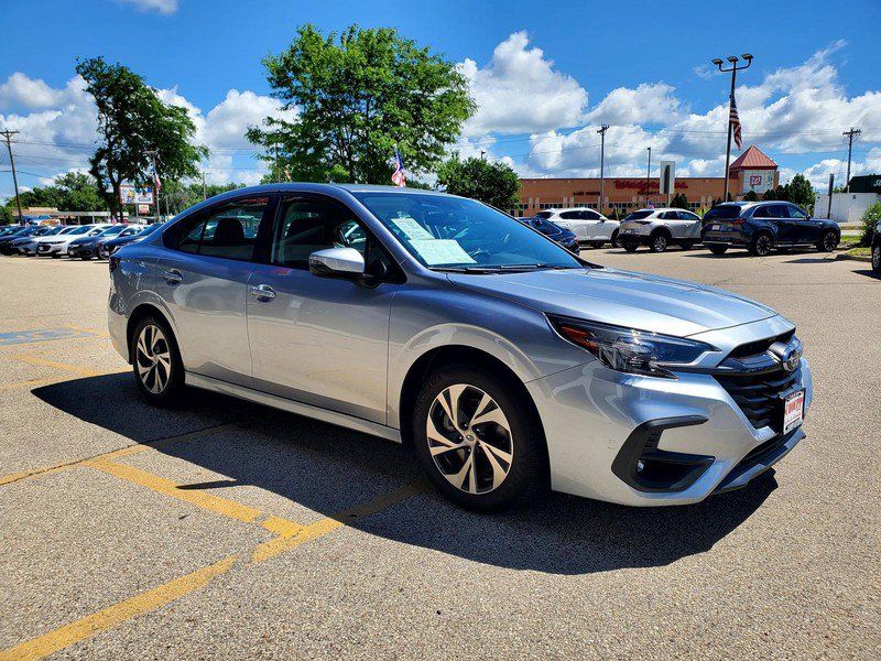 Used 2023 Subaru Legacy Premium AWD/4WD image 3
