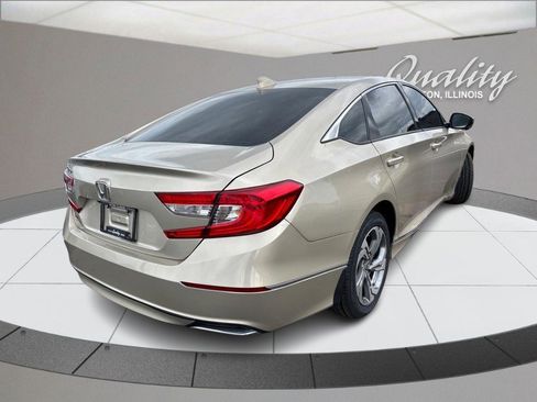 Used 2020 Honda Accord EX image 4