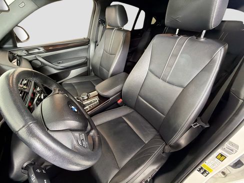 Used 2018 BMW X4 xDrive28i image 22
