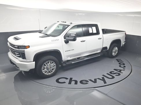 Used 2022 Chevrolet Silverado 2500 High Country AWD/4WD image 30