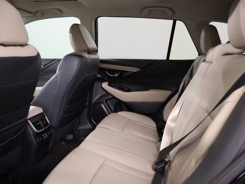 Certified 2025 Subaru Outback Limited image 29