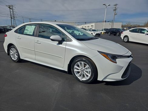 New 2026 Toyota Corolla LE image 7