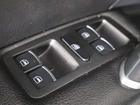 Used 2022 Volkswagen Passat 2.0T R-Line image 22