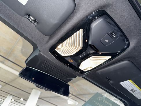 Certified 2024 BMW X5 sDrive40i w/ Executive Package image 31