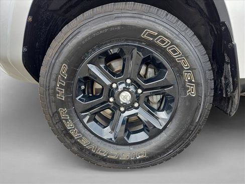 Used 2021 Toyota 4Runner SR5 Premium w/ Moonroof Package image 25