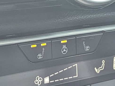 Used 2023 Nissan Sentra SR w/ SR Premium Package image 22