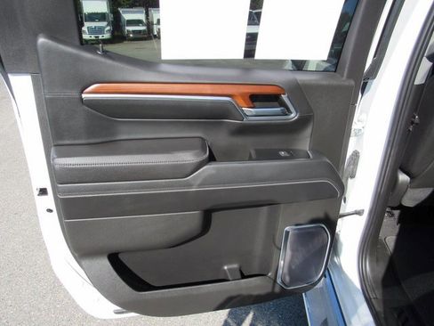 Certified 2022 GMC Sierra 1500 Denali image 28