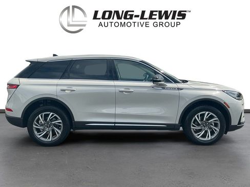 Certified 2023 Lincoln Corsair FWD w/ Equipment Group 101A image 8