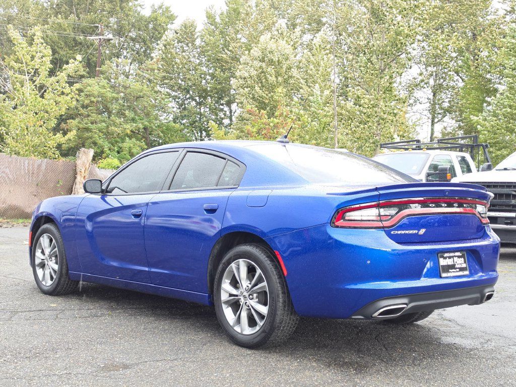 Used 2020 Dodge Charger SXT AWD/4WD image 4