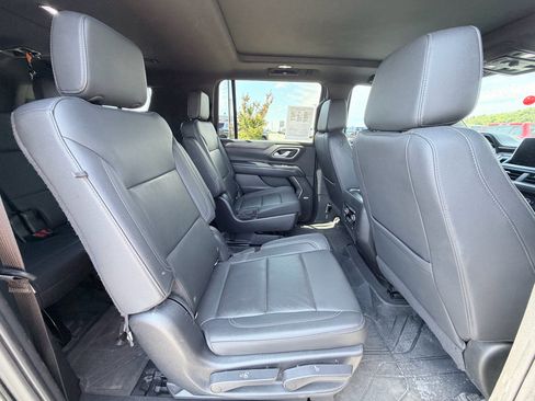 Used 2022 Chevrolet Suburban Z71 AWD/4WD image 28