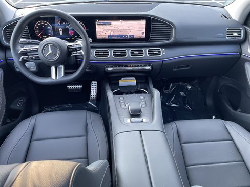 New 2026 Mercedes-Benz GLS 450 4MATIC image 24