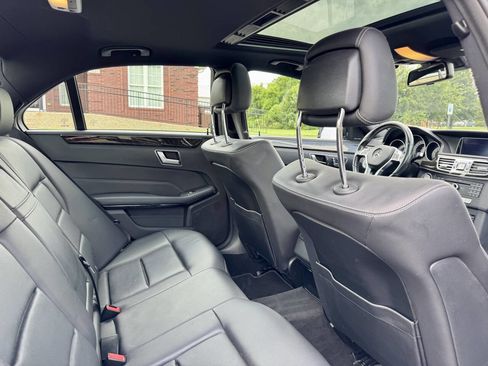 Used 2016 Mercedes-Benz E 350 4MATIC Sedan image 16