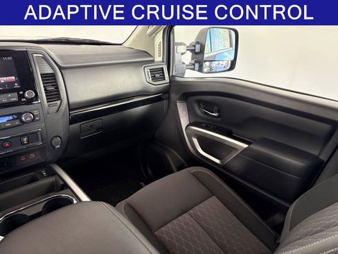 Used 2024 Nissan Titan SV w/ SV Convenience Package image 21