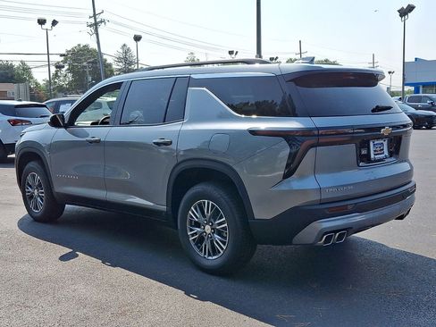 New 2025 Chevrolet Traverse LT w/ LPO, Floor Liner Package image 11