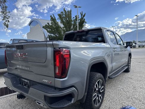 Used 2024 GMC Sierra 1500 AT4 w/ Technology Package AWD/4WD image 3