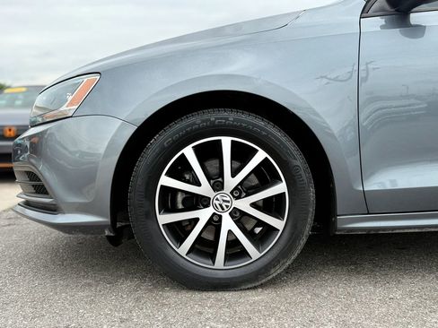 Used 2016 Volkswagen Jetta SE FWD image 47