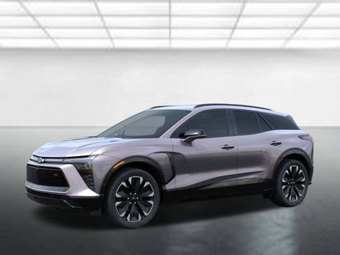 New 2025 Chevrolet Blazer EV RS image 2