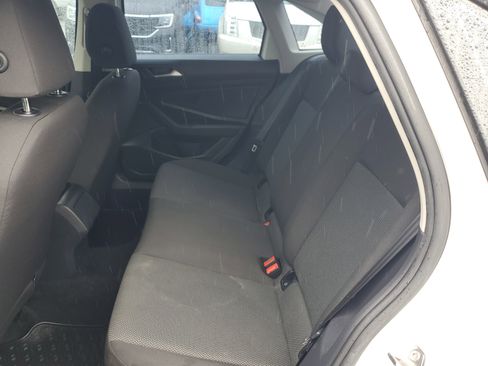 Used 2019 Volkswagen Jetta S image 15