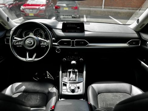 Used 2019 MAZDA CX-5 Touring FWD image 10