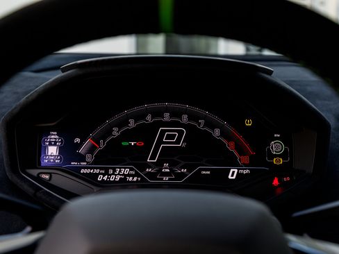 Used 2023 Lamborghini Huracan STO image 35