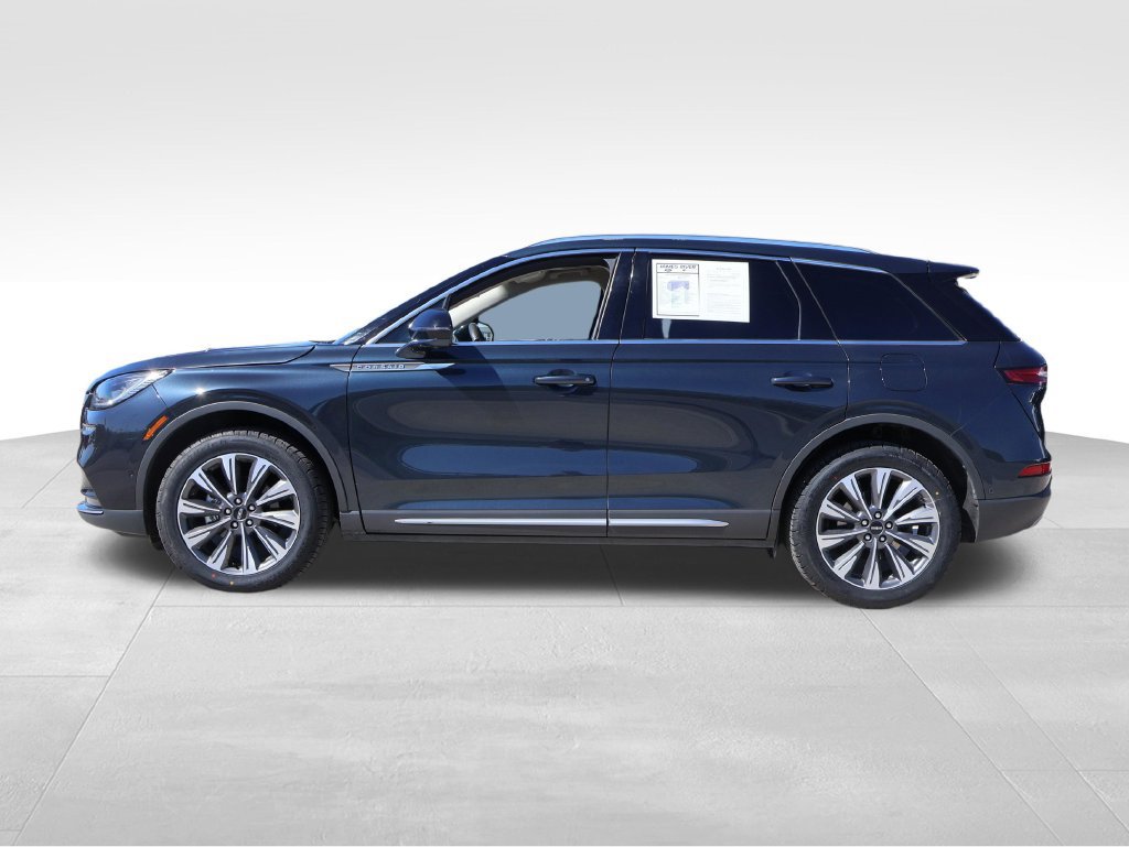 Used 2021 Lincoln Corsair Reserve AWD/4WD image 2