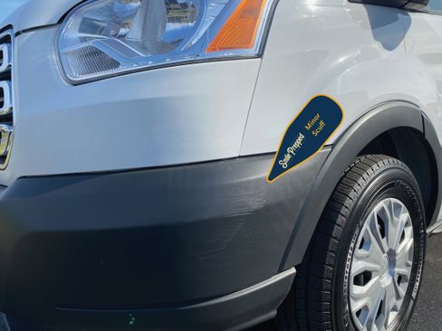 Used 2018 Ford Transit 150 XLT image 34