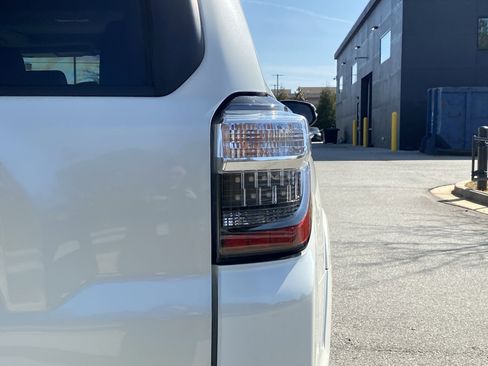 Used 2022 Toyota 4Runner Limited image 50