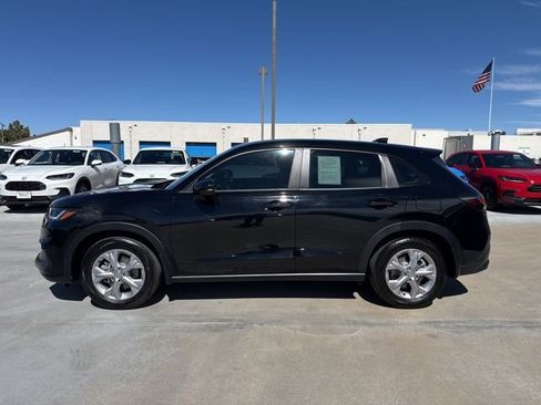 Used 2023 Honda HR-V LX image 5