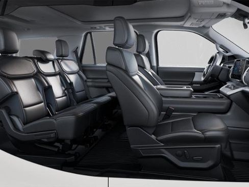 New 2025 Ford Expedition Active image 28