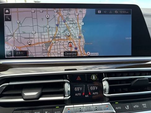 Used 2021 BMW X5 xDrive40i w/ Convenience Package AWD/4WD image 17