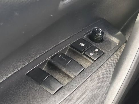 Used 2022 Toyota Corolla LE image 21