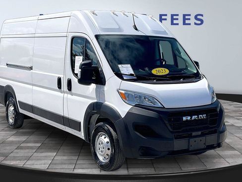 Used 2023 RAM ProMaster 2500 FWD image 3