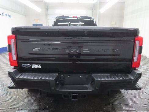 Used 2025 Ford F450 Platinum AWD/4WD image 43