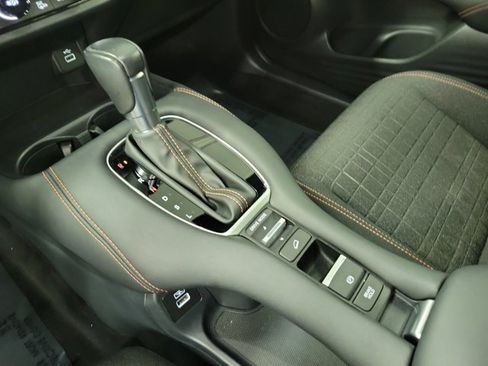 Certified 2023 Honda HR-V Sport image 30