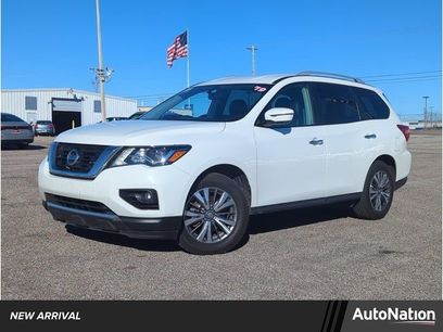 Used 2019 Nissan Pathfinder SL