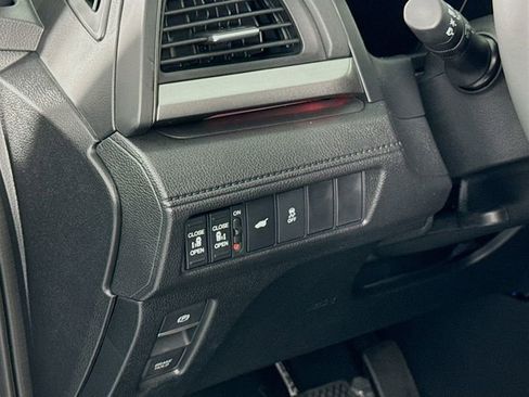 New 2026 Honda Odyssey Sport-L image 15