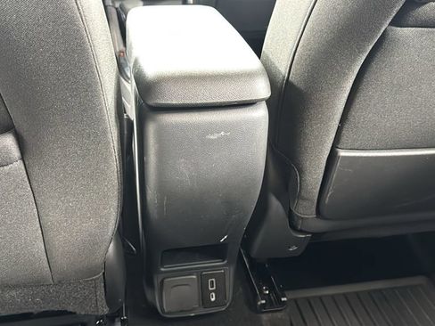 Used 2024 Chevrolet TrailBlazer LT w/ Convenience Package image 36