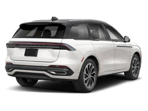 New 2026 Lincoln Nautilus Premier AWD/4WD image 3
