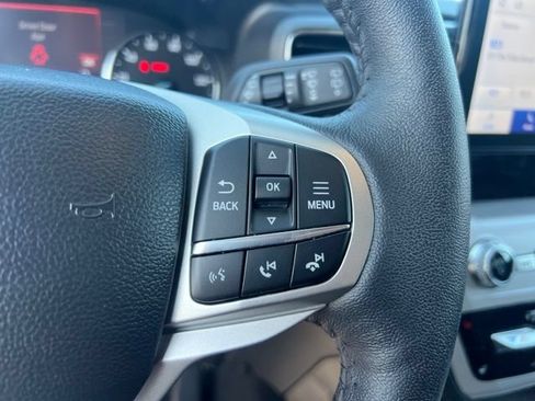 Certified 2024 Ford Explorer XLT w/ Equipment Group 202A AWD/4WD image 9