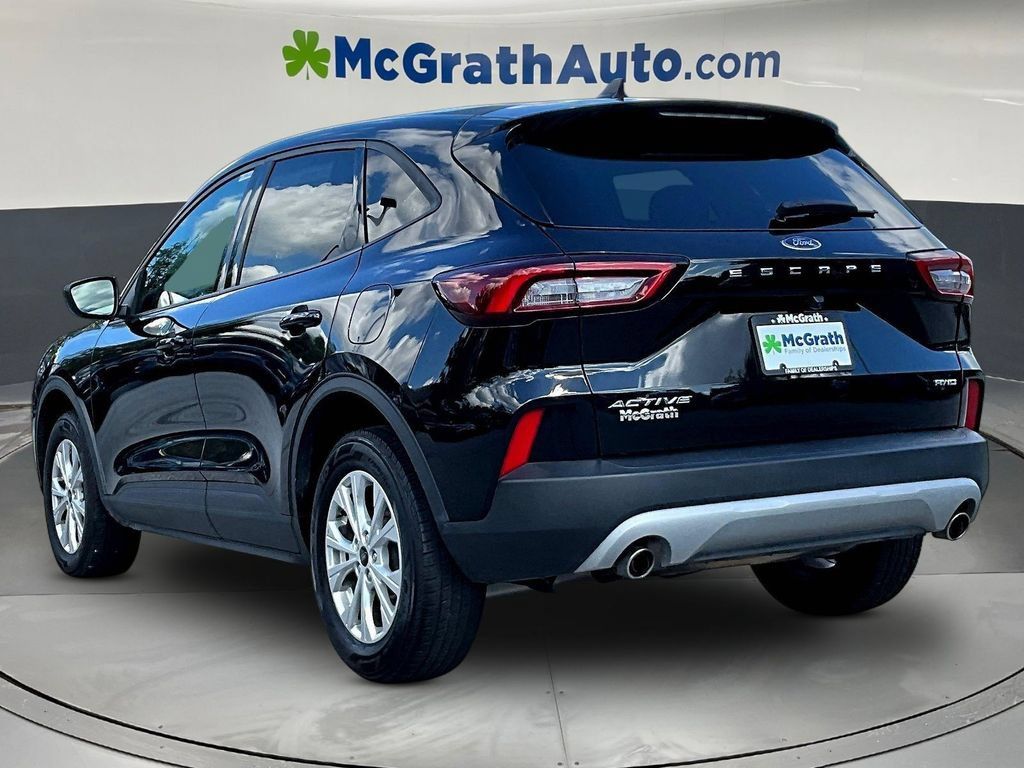 Used 2025 Ford Escape Active AWD/4WD image 5
