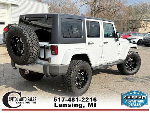 Used 2014 Jeep Wrangler Unlimited Sahara w/ Dual Top Group image 8