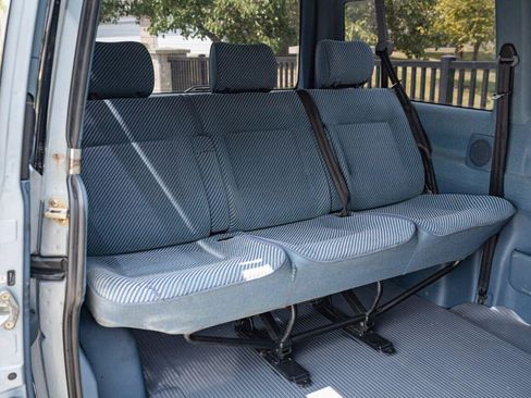 Used 1993 Volkswagen Eurovan GL FWD image 31