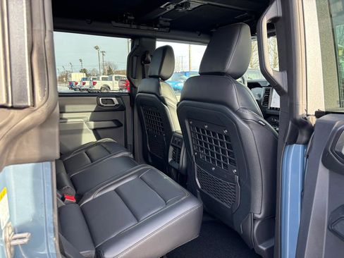 New 2025 Ford Bronco Badlands image 13