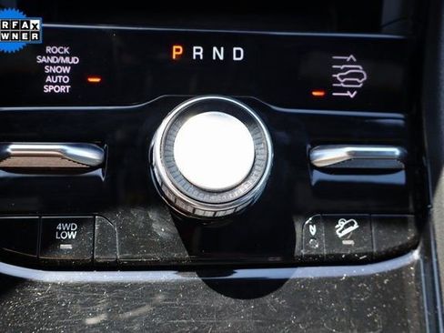 Used 2024 Jeep Grand Cherokee Overland image 21